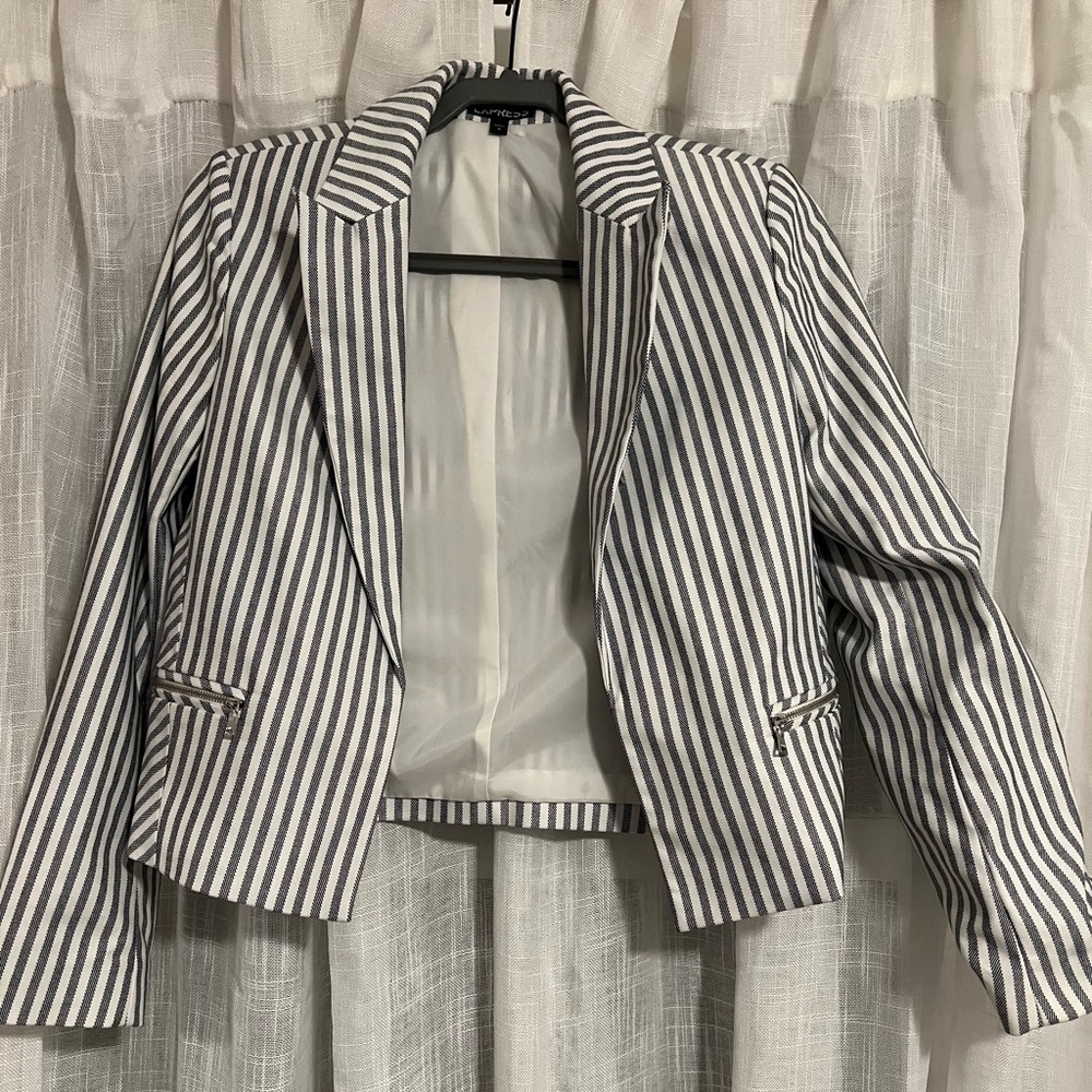 Express cropped blazer
